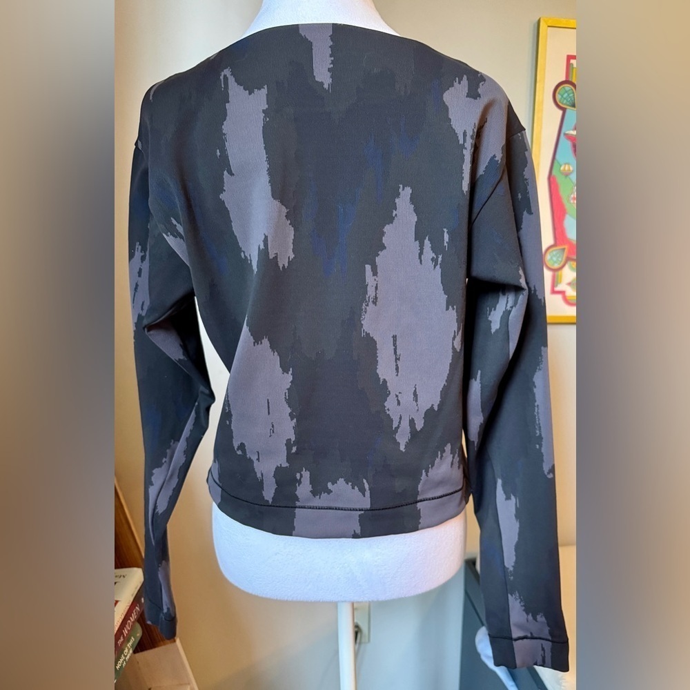 Lululemon Take The Moment Long Sleeve Sweatshirt X Robert Geller View 2